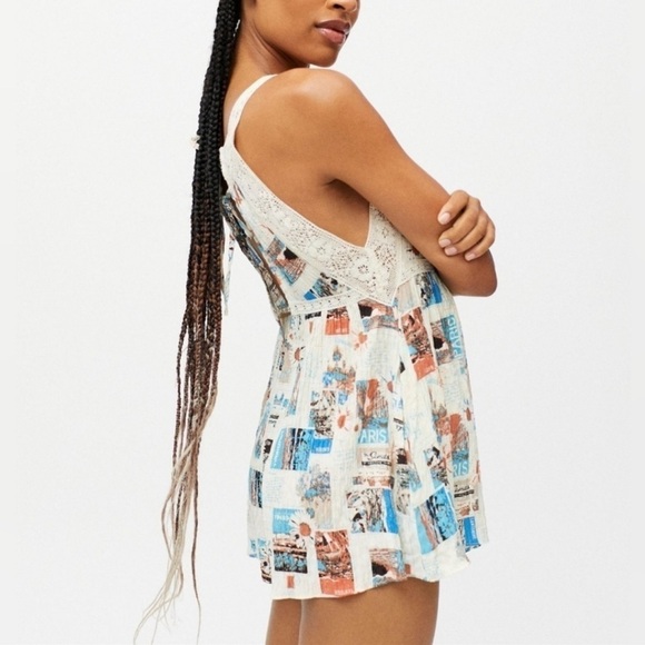 Urban Outfitters Brunching Lace Trim Romper Size Small Gauzy Lightweight Loose - Picture 15 of 16